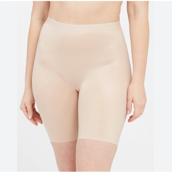 NWT Spanx Thinstincts® 2.0 Mid-Thigh Short Size Small Nude NEW - Picture 2 of 10